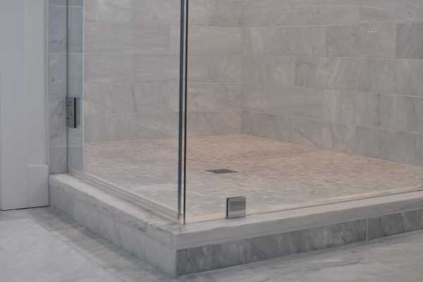 vvs vejle - badeværelse brusebad glas interiør